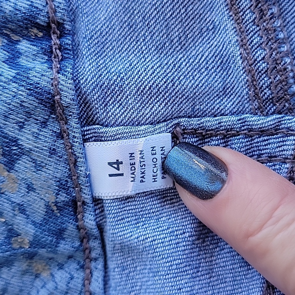Blue Denim Women's "Seven" Shorts Sz14 - Picture 2 of 5